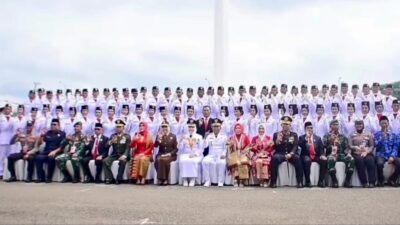 Hj Ratna Machmud Pimpin Upacara HUT RI ke-80