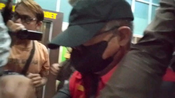 Direktur PT BSS dan Pimpinan PT SAL Resmi Ditahan Terkait Korupsi Kredit Rp 1,6 Triliun