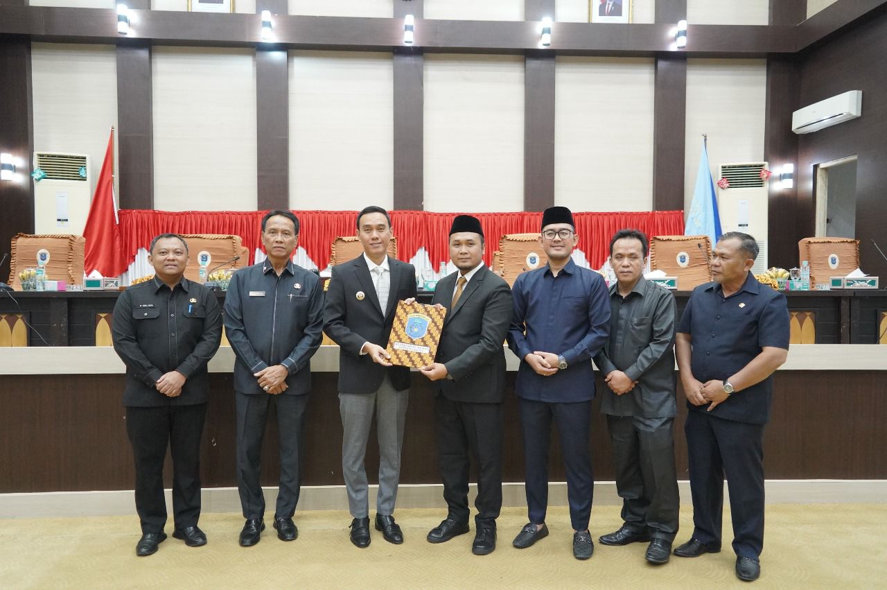 APBD 2026 OKI Berimbang Tanpa Pembiayaan: Bupati Muchendi Apresiasi Kerja DPRD