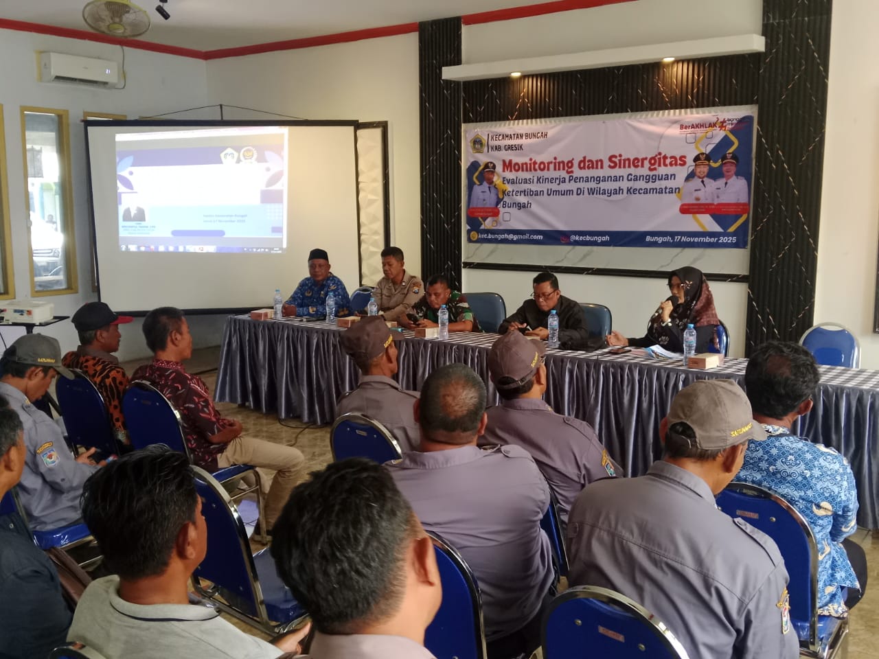 Forum Group Discussion Evaluasi Kinerja Penanganan Gangguan Ketertiban Umum Kecamatan Bungah