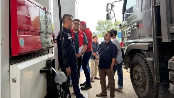 Gubernur Sumsel Klaim Lalu Lintas Palembang Terkendali Pasca Aturan Pengisian Solar