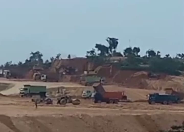 Pengerukan Bukit di Teluk Mata Ikan Batam Diduga Ilegal, Warga Keluhkan Debu dan Kebisingan