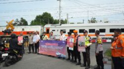 Tingkatkan Keselamatan Perjalanan KA di Perlintasan Sebidang, KAI Daop 6 Gelar Sosialisasi Keselamatan Lintas Maguwo-Brambanan