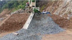 Diduga PT NKE Mark Up Pengadaan Batu Split, Pekerja: Stone Crusher Produksi Split 3-4 Kubik Perhari