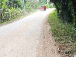 Diduga Truk Muat Batubara Kotori Jalan Raya Nasional III Pamubulan-Bayah: Dikeluhkan Pengguna Jalan