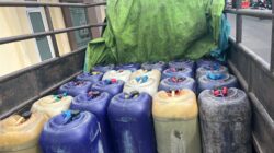 Polres Metro Bongkar Praktik BBM Oplosan, Dua Pelaku Dan Puluhan Derigen Diamankan