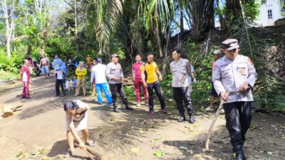 Sinergi TNI-Polri Dan Masyarakat, Fasilitas Umum Di Lubuk Linggau Kembali Bersih Dan Asri