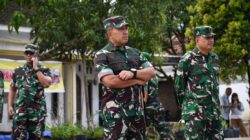 Tinjau Yon TP 949 di OKI, Danrem 044/GAPO Dampingi Pangdam II/Sriwijaya Tekankan Disiplin Prajurit Dan Peran Strategis Di Sektor Pertanian