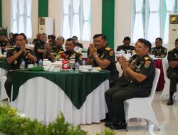 Danrem 043/Gatam Hadiri Tradisi Satuan Dan Sertijab Pejabat Kodam XXI/RI