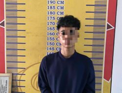 Ditresnarkoba Polda Sumsel Jebak Pengedar 250 Butir Ekstasi Senilai Rp95 Juta Di Parkiran Masjid Al Falah Palembang