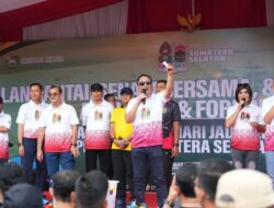 HUT ke-80 Sumsel Meriah, Ribuan Warga Ikuti Jalan Santai Dan Senam Bersama