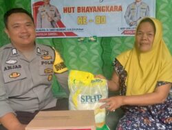 Perkuat Kesejahteraan Warga, Polda Sumsel Salurkan 1.948 Paket Bansos di OKU Timur