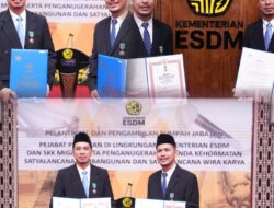 Tiga Insan PTBA Raih Satyalancana Wira Karya