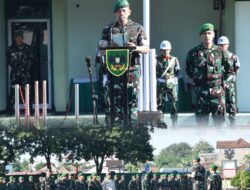 Danrem 043/Gatam Pimpin Upacara Bulanan, Sampaikan Amanat KASAD