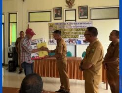 Pemkab Manggarai NTT Serahkan 51 Alsintan Bagi Petani