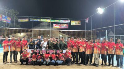 Kapolsek Belitang III Hadiri Langsung dan Amankan Pembukaan Turnamen Bola Voli Ganti Warno Cup 2026
