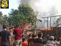 4 Rumah Milik Warga di Desa Teluk Lubuk Muara Enim Ludes Terbakar