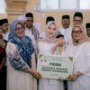 Bupati Lampung Timur secara Langsung Menyerahkan Beasiswa Makmur kepada Intan Putri Lestari Pemenang Kontes Dangdut Indonesia 2026