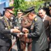 Gelar Upacara Hari Bhayangkara ke-80, Kapolda Tegaskan Polri Siap Mengawal Pembangunan Nasional