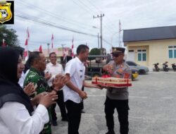 Muspika Mutiara Timur Pererat Sinergi di Hari Bhayangkara ke-80, Kapolsek Ajak Jaga Kamtibmas Jelang MTQ Kabupaten Pidie